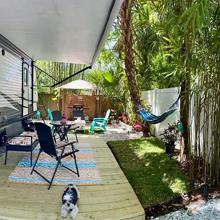 Rv Camper Paradise On The Wheels In Clearwater Beaches